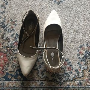 Cream flats with spikes